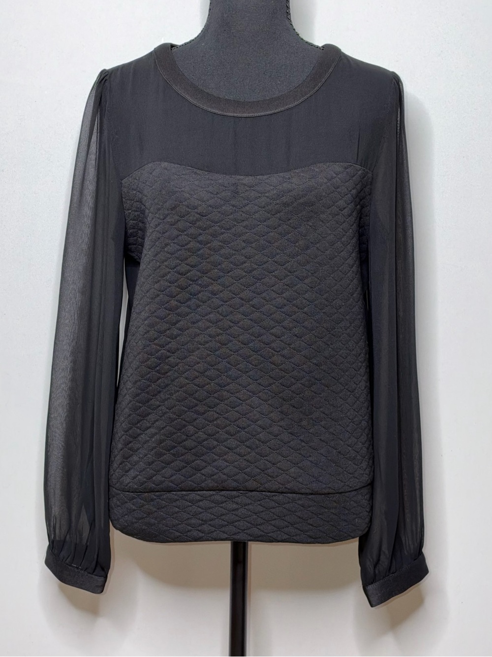 Young Threads Black Quilted Sheer Sleeve Blouse Size S Small